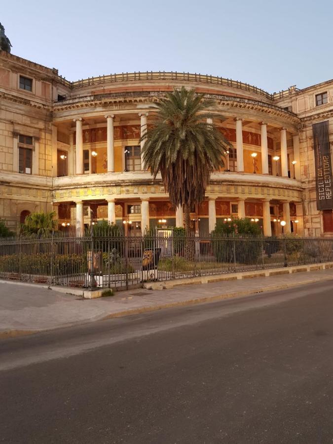 팔레르모 Casa Moneka Politeama 아파트 외부 사진